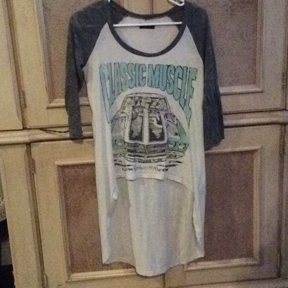 EUC Lauren Moshi shirt size small